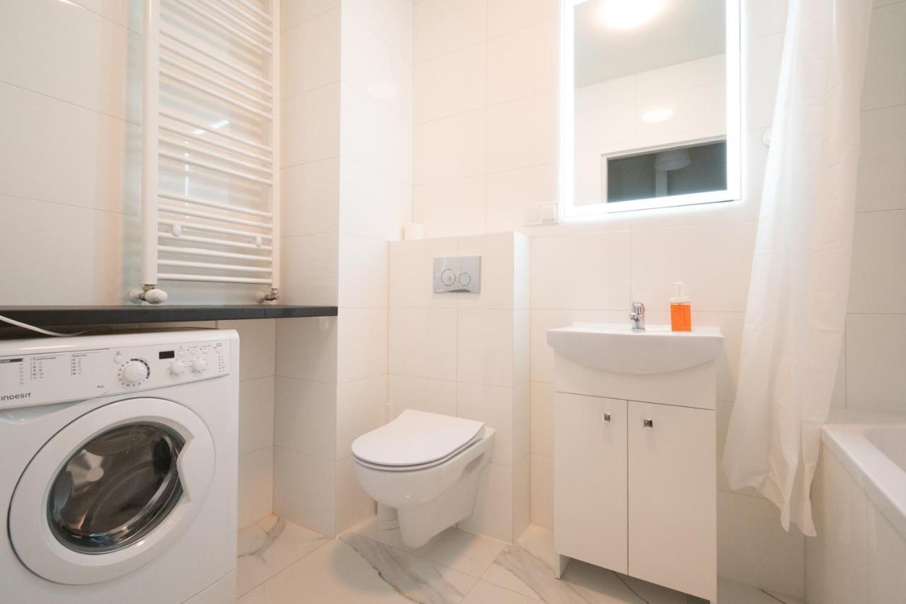 Apartament Alpha Łódź Buitenkant foto